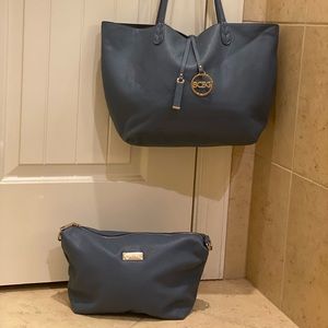 BCBG reversible leather medium tote with an additional insert bag.